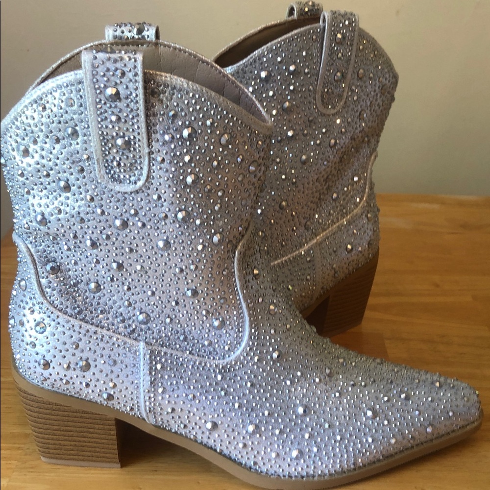 Rhinestone Embellished Silver Western Ankle Boots - Women